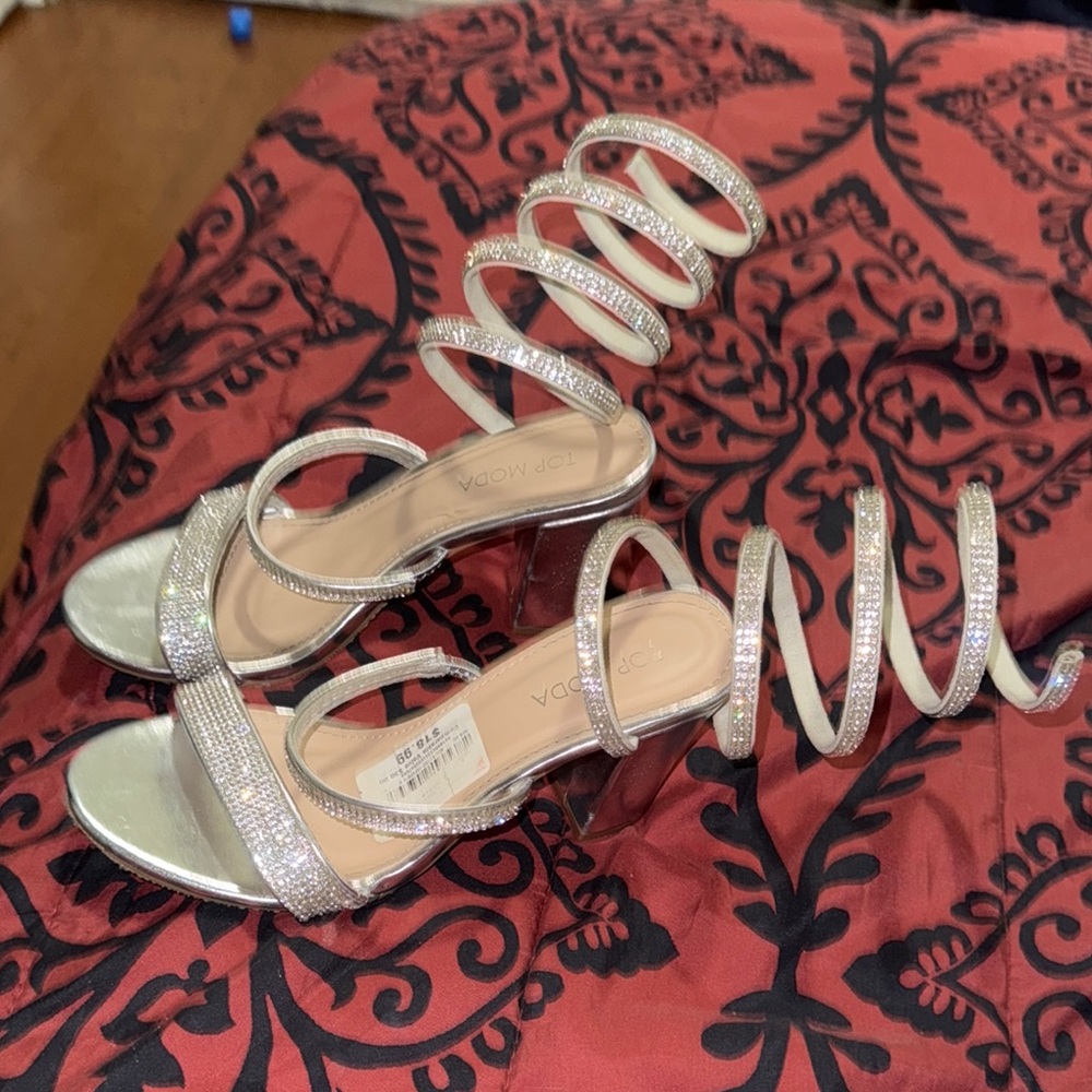 TOP Moda Silver Strappy Heels